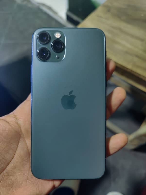 iphone 11 pro 2