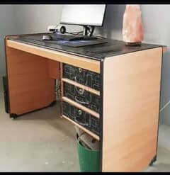 Computer Table