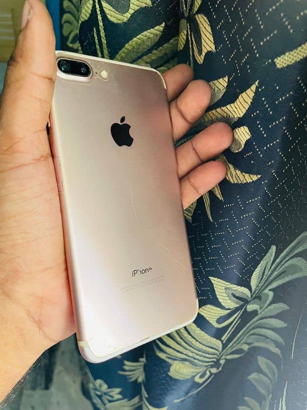 iPhone 7 plus pta approved urgent sell 5