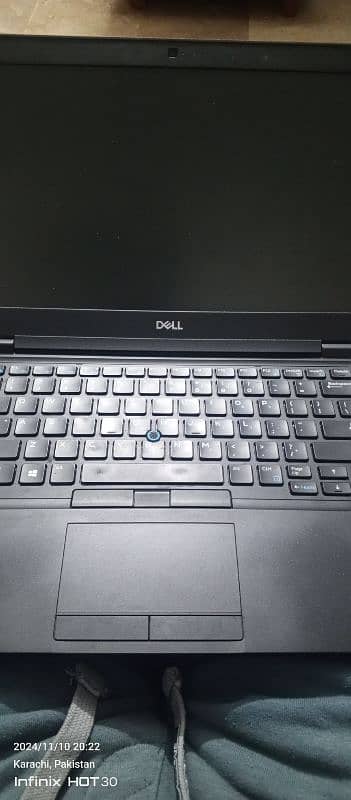 Dell latitude 5490 i5 7th Gen , 14 inches display 4