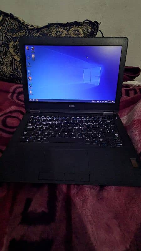 Dell latitude E5270 i3 6Th generation excellent performance. 0