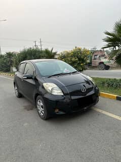 Toyota Vitz F 1.0 Special Edition Push Start