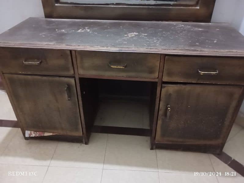 strong wooden dressing table 2