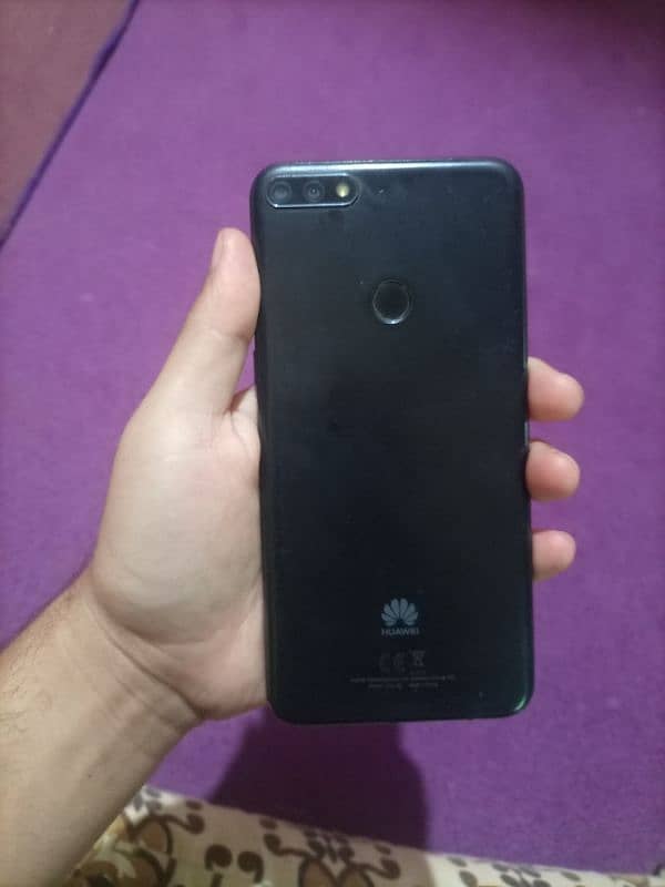 Huawei Y7 Prime (2018) 1