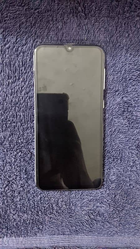 Samsung Galaxy A30s 3