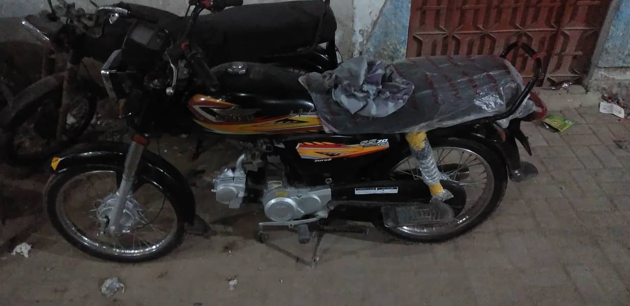 all ok bike no Koi kan nai ha super star 7cc 03104490643 only Whatsapp 15