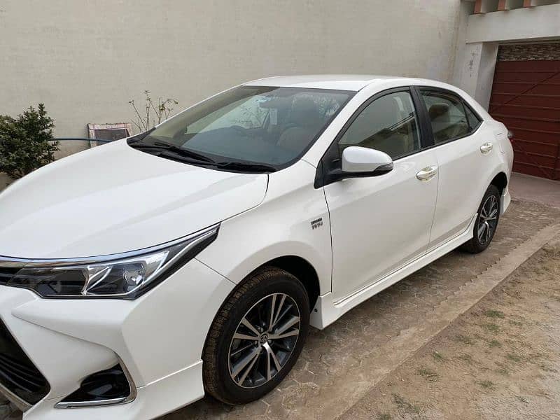 Toyota Corolla Altis 2022 4