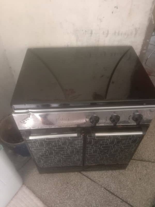 3 side gas stove chulha  good condition 2