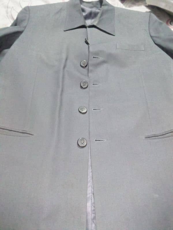 pant coat for sale in urgent sale paise ki jarurat hai 2 piece ha 2