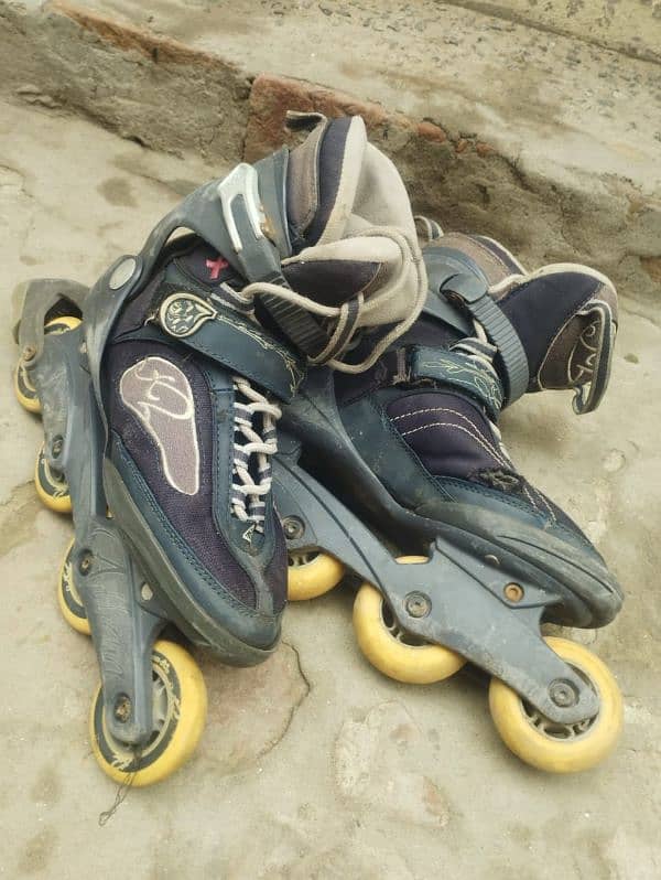 inline skating shoes 1