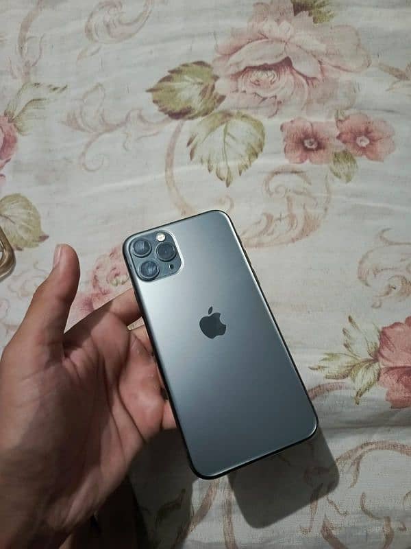 I PHONE 11 PRO 1