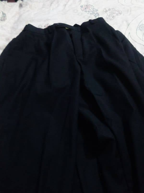 pant coat for sale in urgent sale paise ki jarurat hai 2 piece ha 9