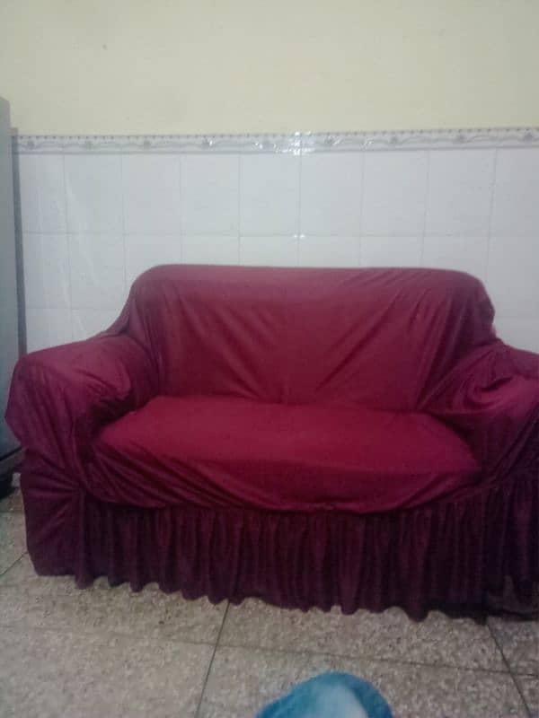 Sofa Set in good condition 1