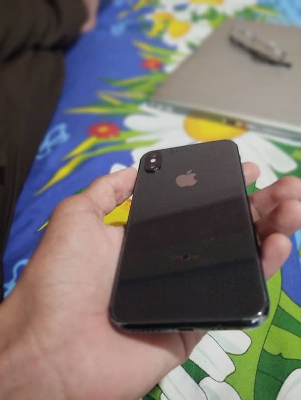 iphone xs 64 waterpack factory unlock exchnage posiible 1