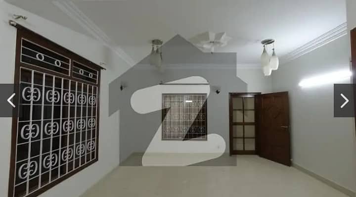 240 Yard Triple Storey Bungalow Available For Rent Block 1 Gulshan-e-Iqbal Karachi 0