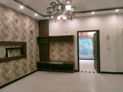 10 MARLA LIKE A BRAND NEW LUXURY CONDITION EXCELLENT GOOD HOUSE FOR RENT IN JASMINE BLOCK BAHRIA TOWN LAHORE