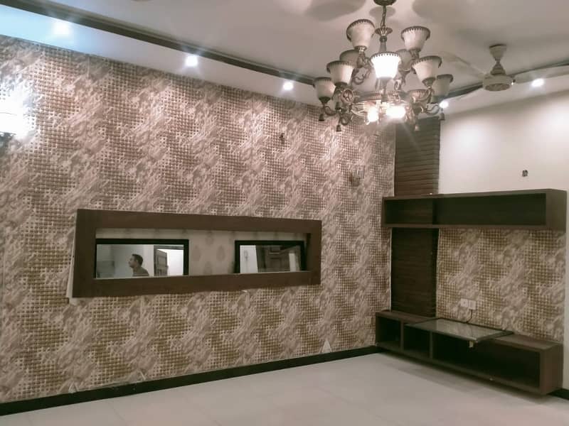 10 MARLA LIKE A BRAND NEW LUXURY CONDITION EXCELLENT GOOD HOUSE FOR RENT IN JASMINE BLOCK BAHRIA TOWN LAHORE 12