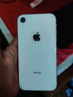 i phone xr 64 10/10