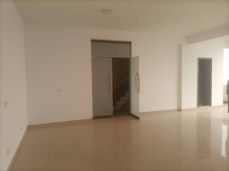 4 Marla 2nd floor office available for rent with lift 3