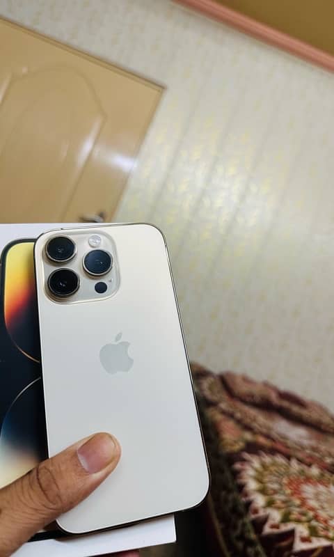 iphone 14pro 03030448282 3