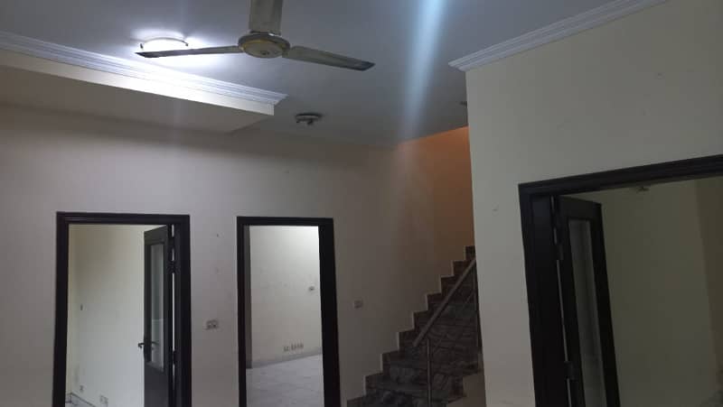 6 MARLA LIKE A NEW EXCELLENT GOOD CONDITION IDEAL LOCATION GOOD HOUSE FOR RENT IN BAHRIA HOMES BAHRIA TOWN LAHORE 2