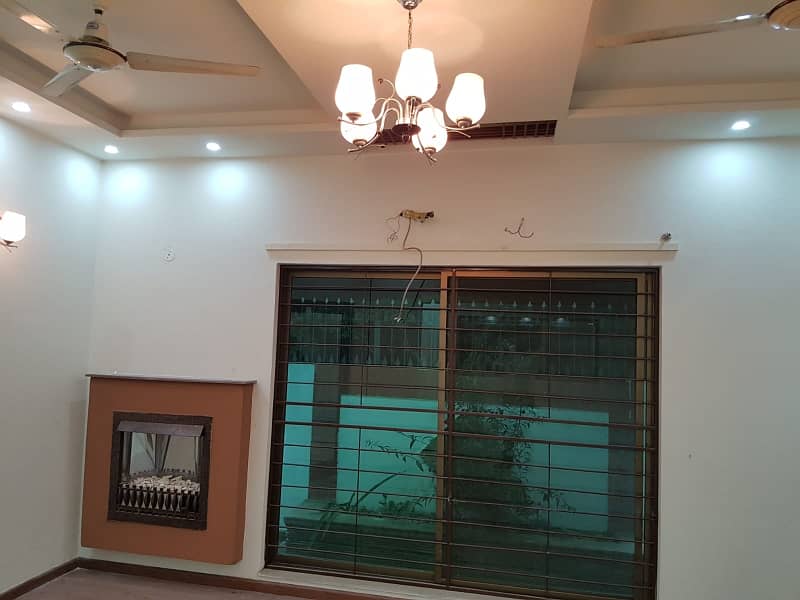 Like Brand New 10 Marla Full House Available For Rent in Dha phase 3 12