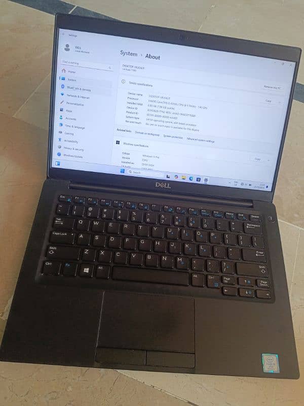 dell latitude 7390 1