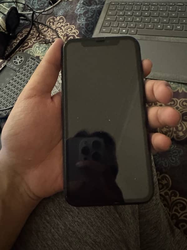 iPhone 11 64GB JV 0