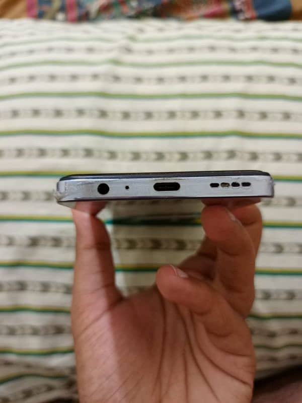 Tecno Pova 5 Pro 5G 10/11 condition 5