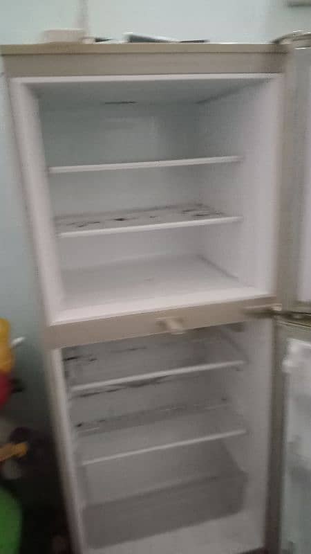 refrigerator 3