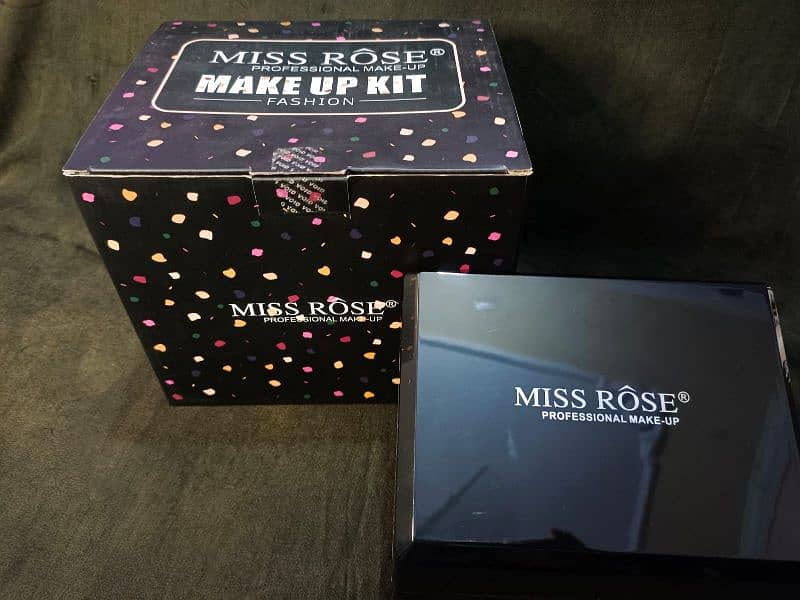 Miss Rose professional makeup kit 1