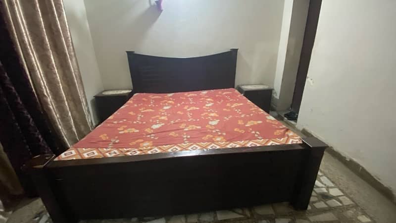 A complete bed with side tables, dressing and mirror 1