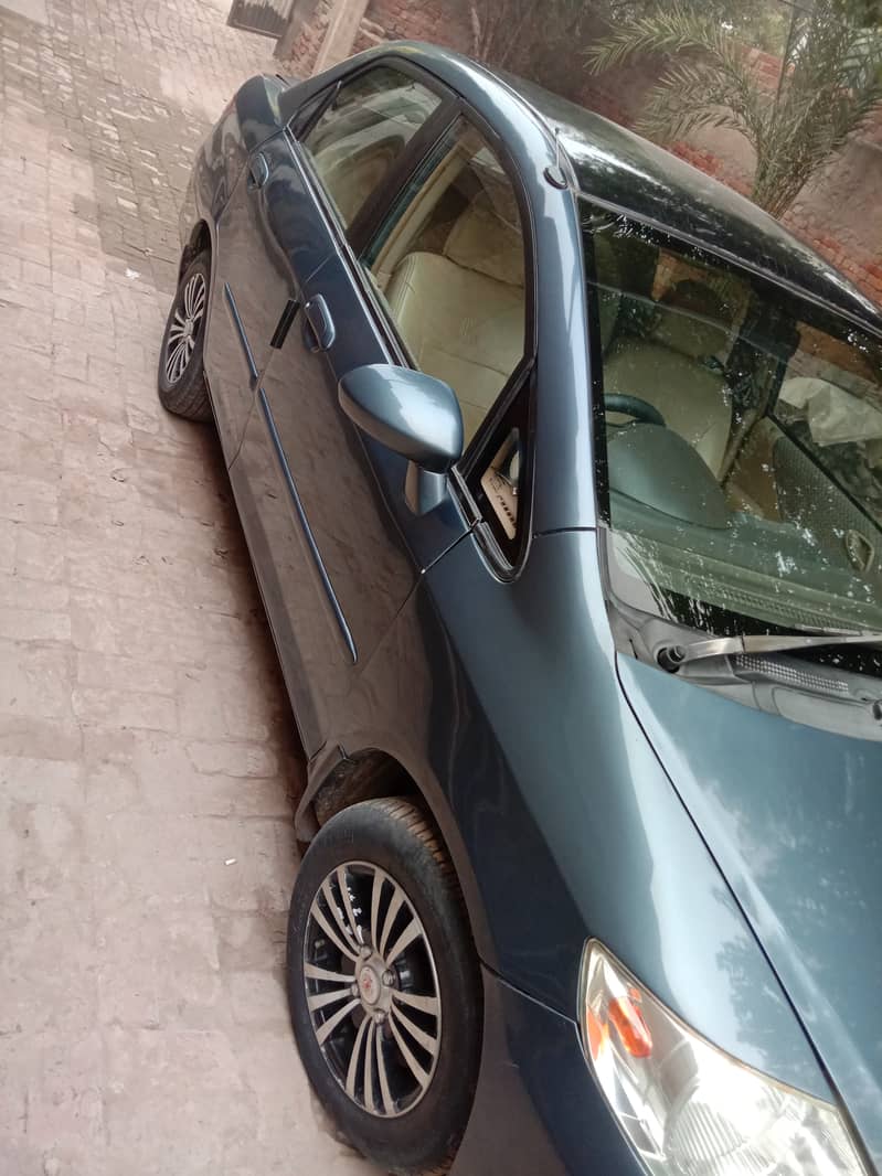 Honda City IDSI 2005 6