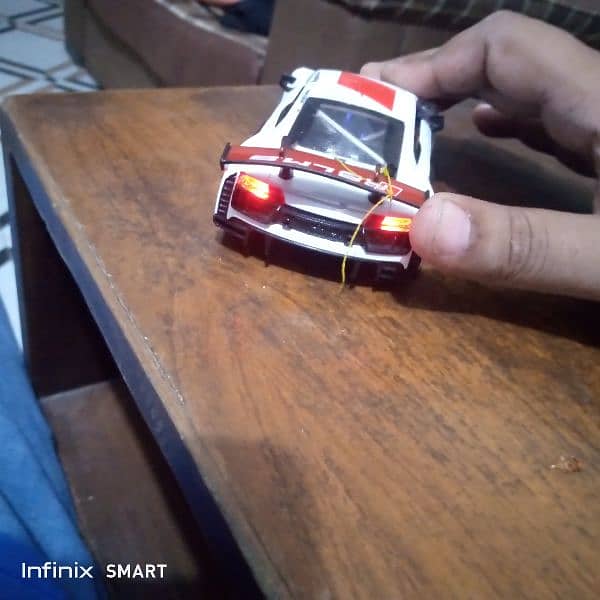 matel cars in big size in brand new condition 2