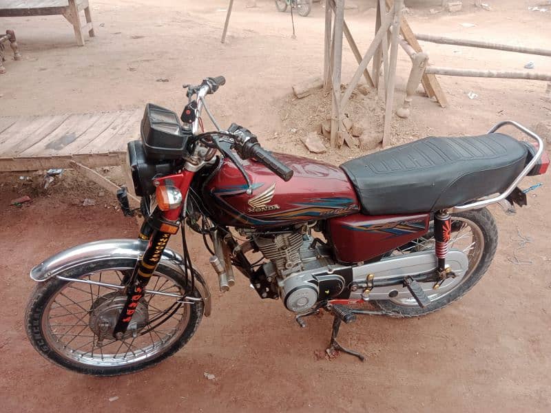 Honda 125 used condition all okay with complete ducoment price 118000 1