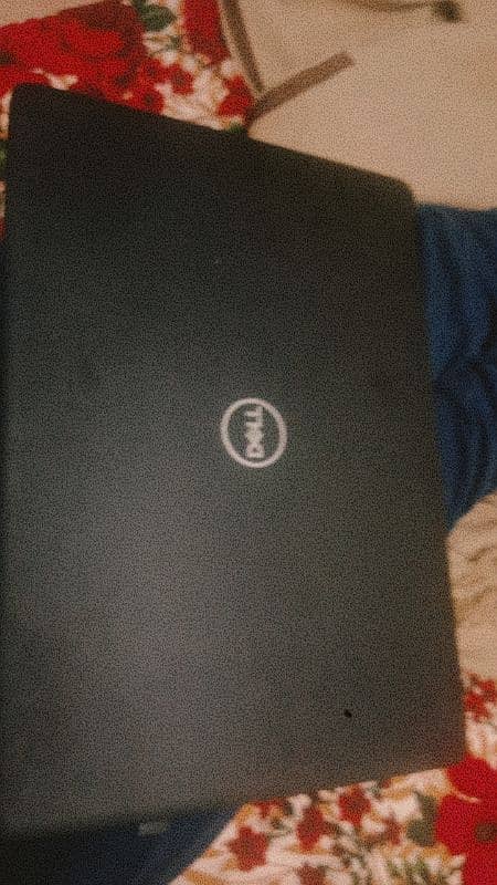 i5 8th Gen laptop. Neat and clean piece. 1