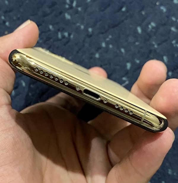 iIphone 11 pro max Non PTA 3