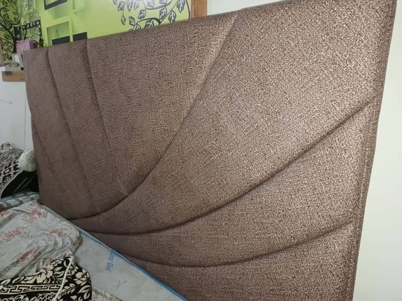 cushioned bed set for sale 0