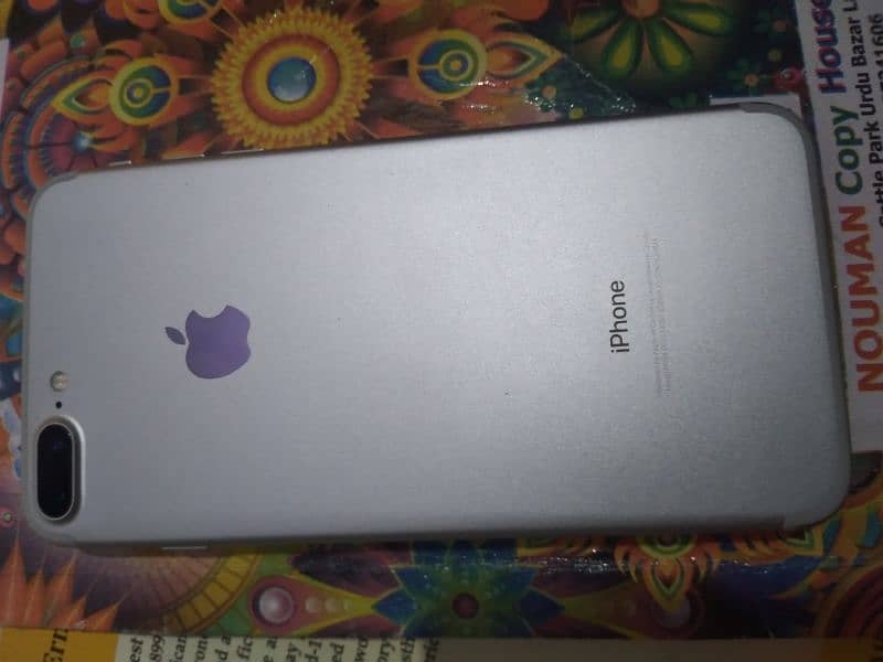 I phone 7 plus  no  pta silver colour 3