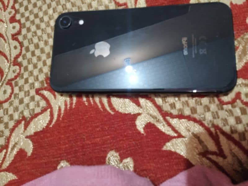 IPHONE XR 0