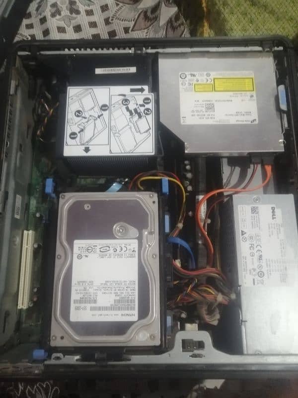 DELL  CORE 2 DUO 2GB RAM HARD 160GB 5