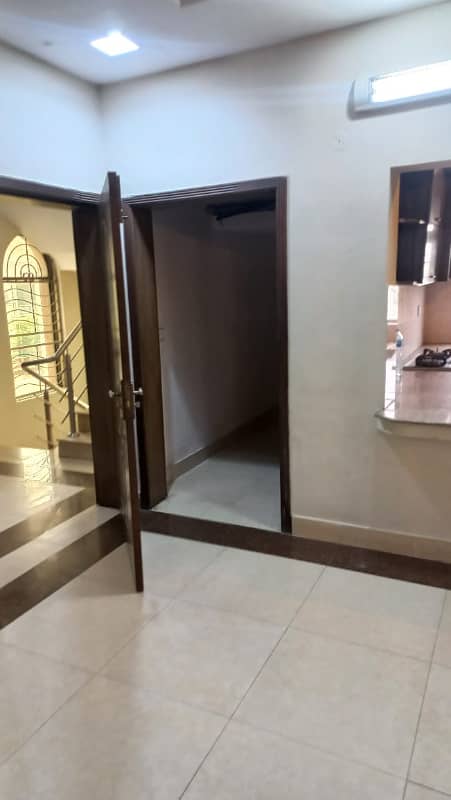 10 MARLA NEW EXCELLENT GOOD CONDITION LUXURY HOUSE FOR RENT IN CC BLOCK BAHRIA TOWN LAHORE 19