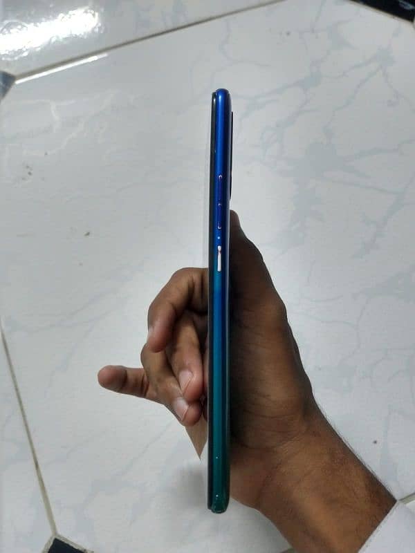 Tecno spark 5 pro with box 4