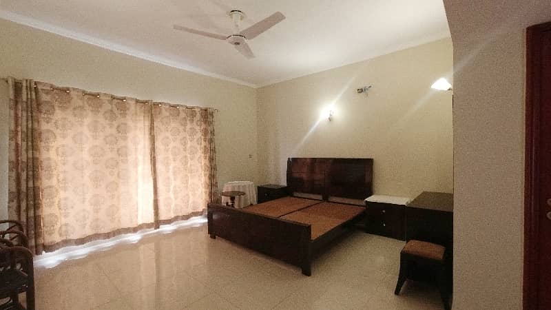 Prime Location House 1 Kanal For Sale In DHA Phase 3 - Block W 25