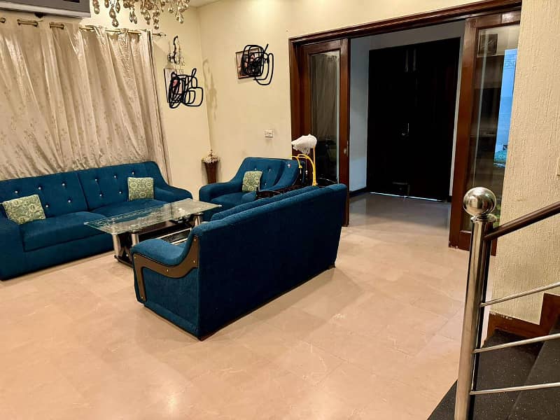 10 Marla Modern House In DHA Phase 5 Lahore FOR SALE 14