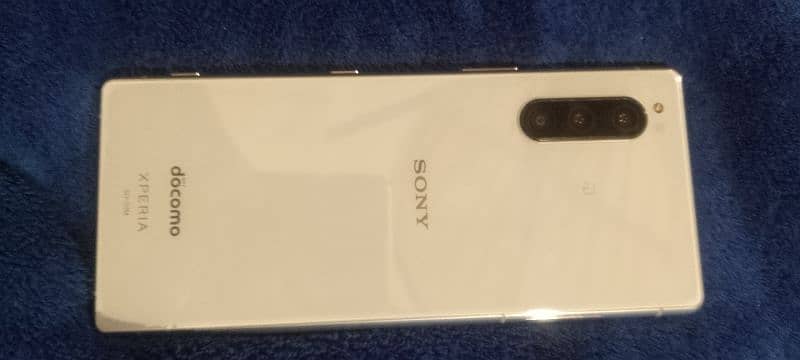 sony xperia 5 mark 1 6