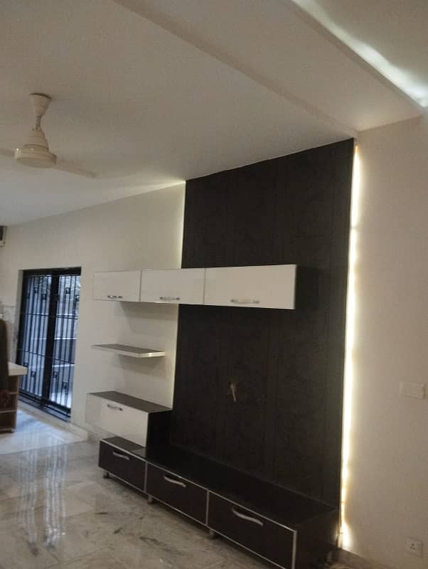 1 KANAL MODREN HOUSE WITH BASEMENT FOR SALE IN DHA PHASE 5 11