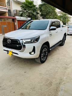 Toyota Hilux Revo V 2021