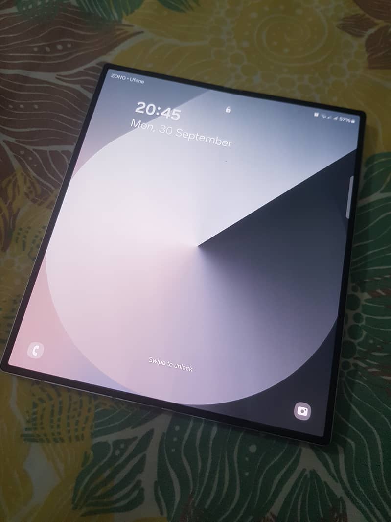 Samsung Galaxy Z Fold 6 2