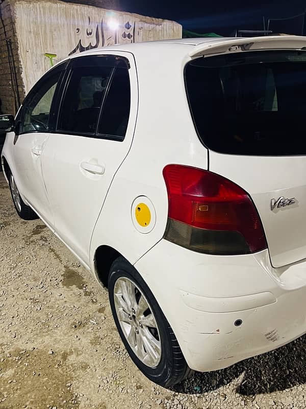 Toyota Vitz 2009 2